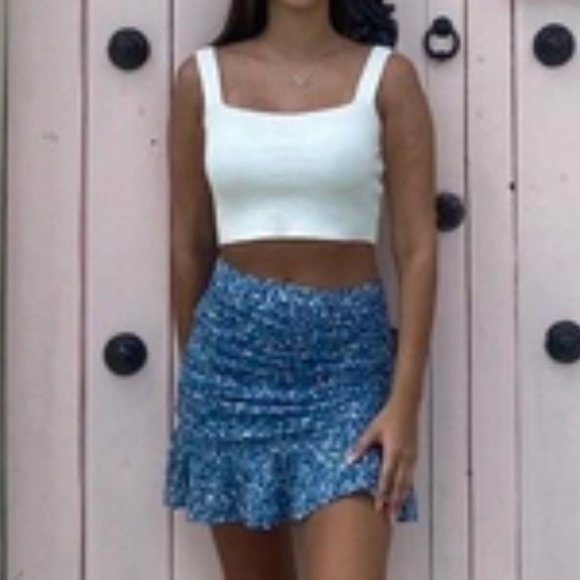 White Ribbed Cropped Tank Top - Picture 8 of 11